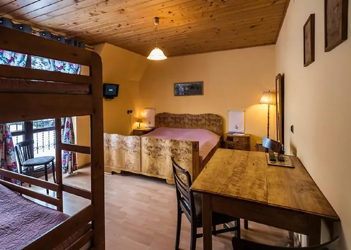 בית חווה Cichy Zakatek *